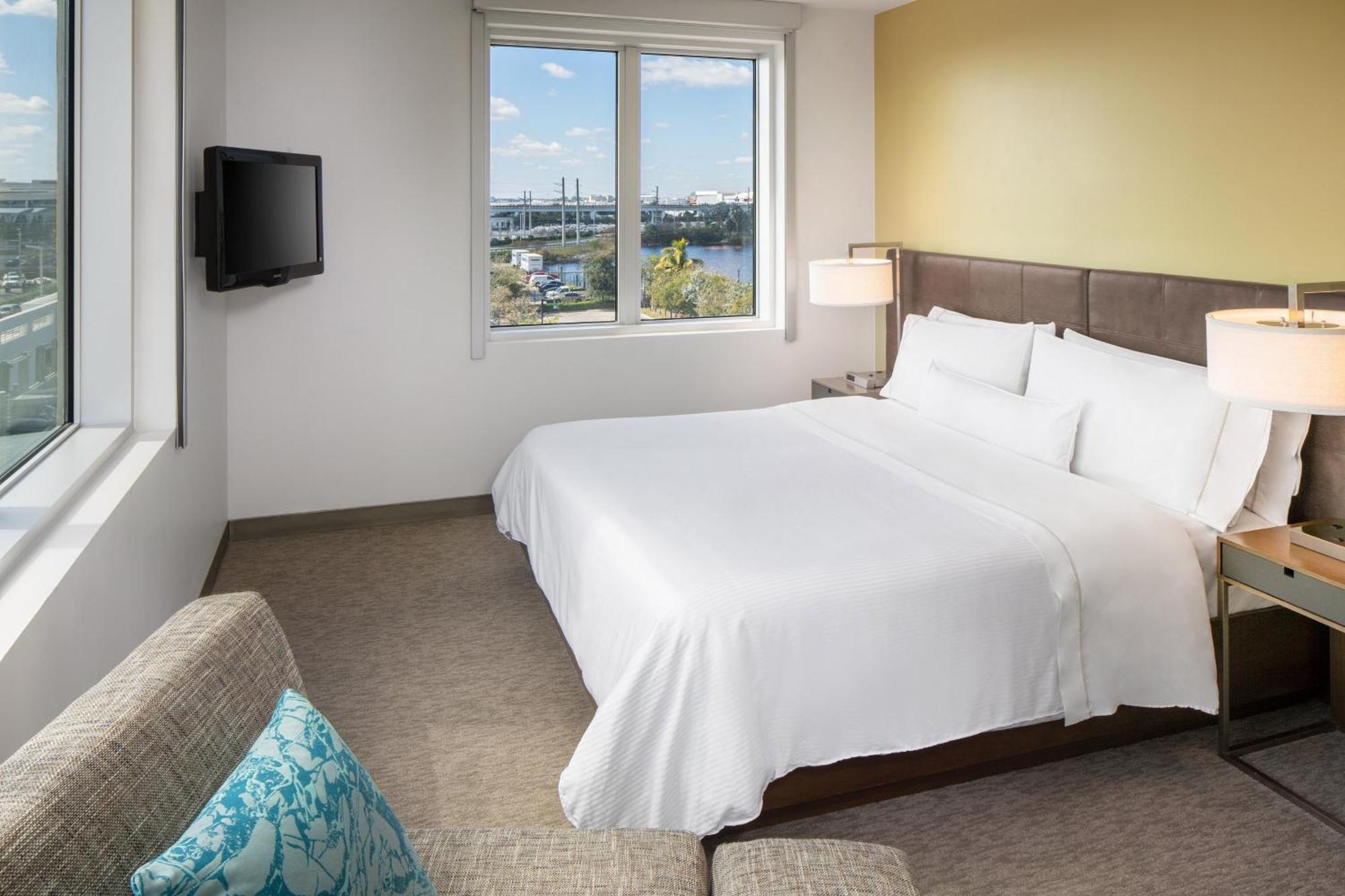 Element Miami International Airport Hotel Exterior foto