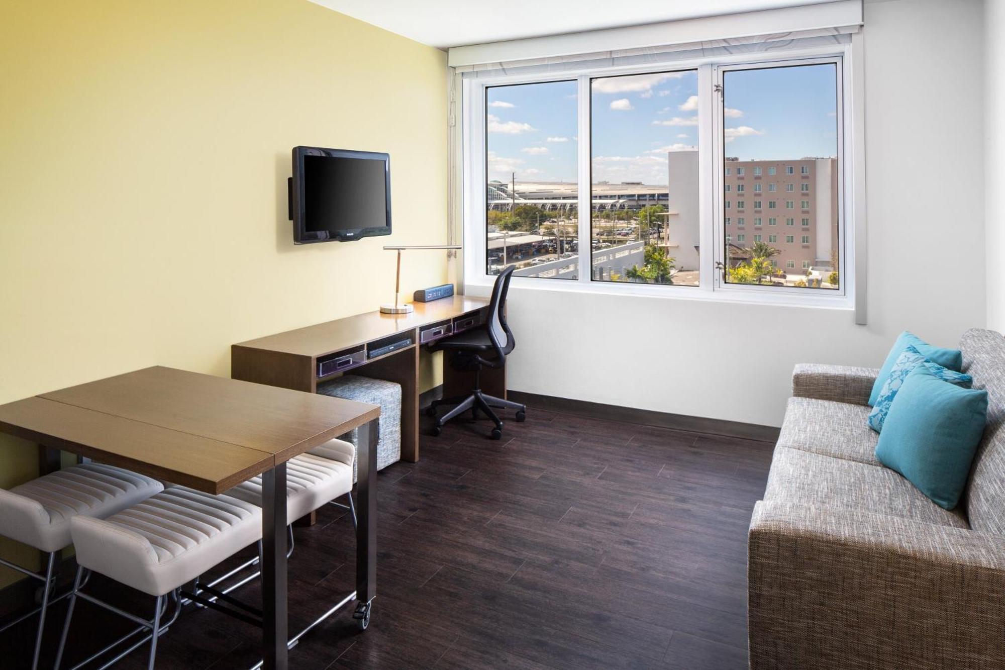 Element Miami International Airport Hotel Exterior foto